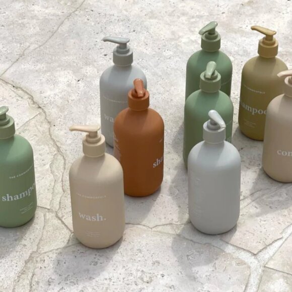 The Commonfolk Coconut + Lime Hand & Body Wash 500ml - Picture 7 of 8